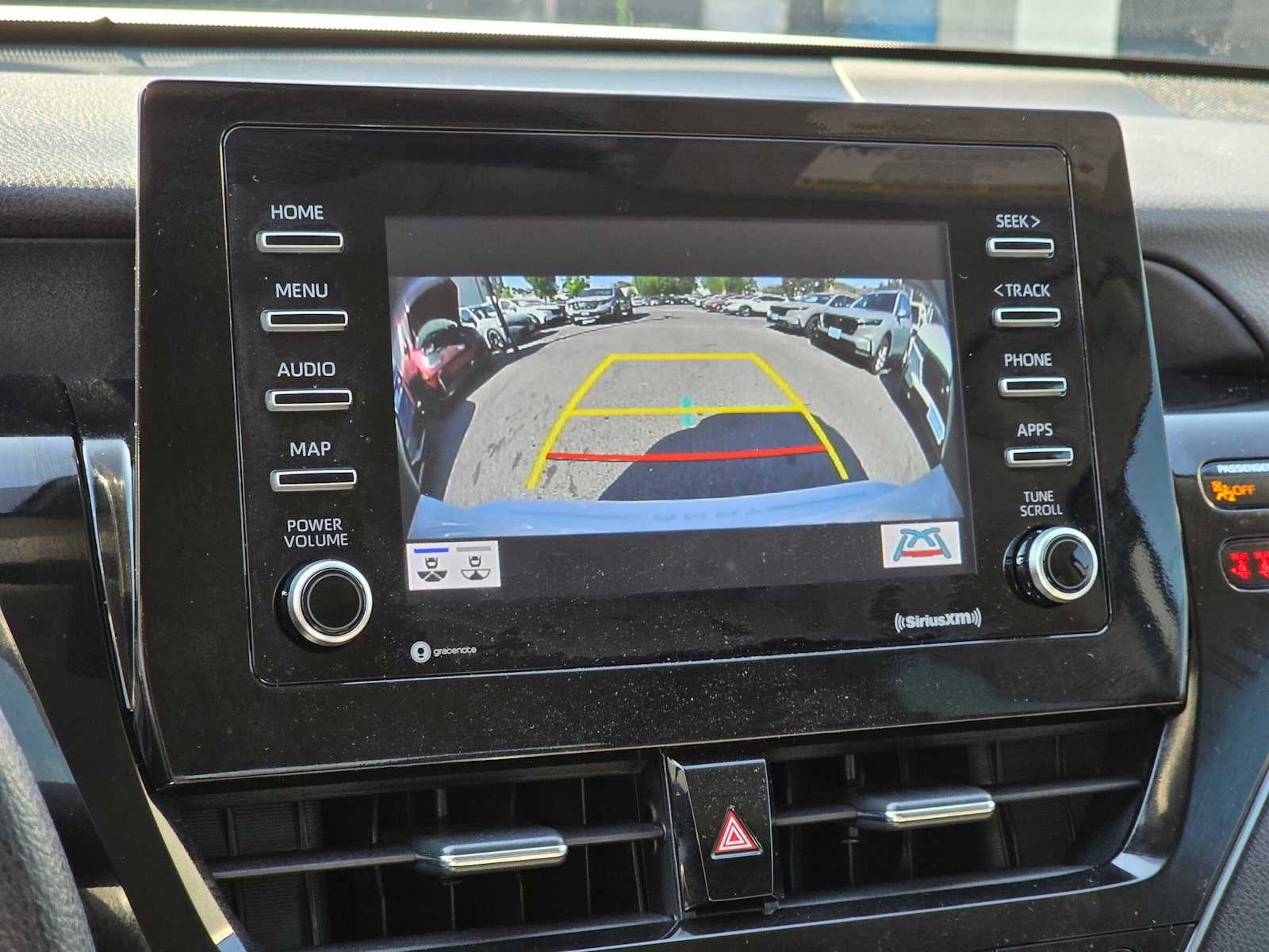 2024 Toyota Camry Hybrid LE