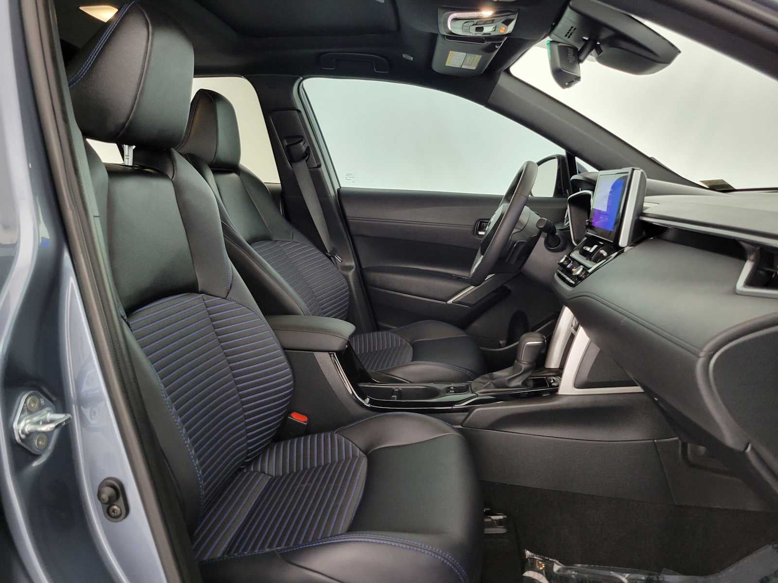 2024 Toyota Corolla Cross Hybrid XSE