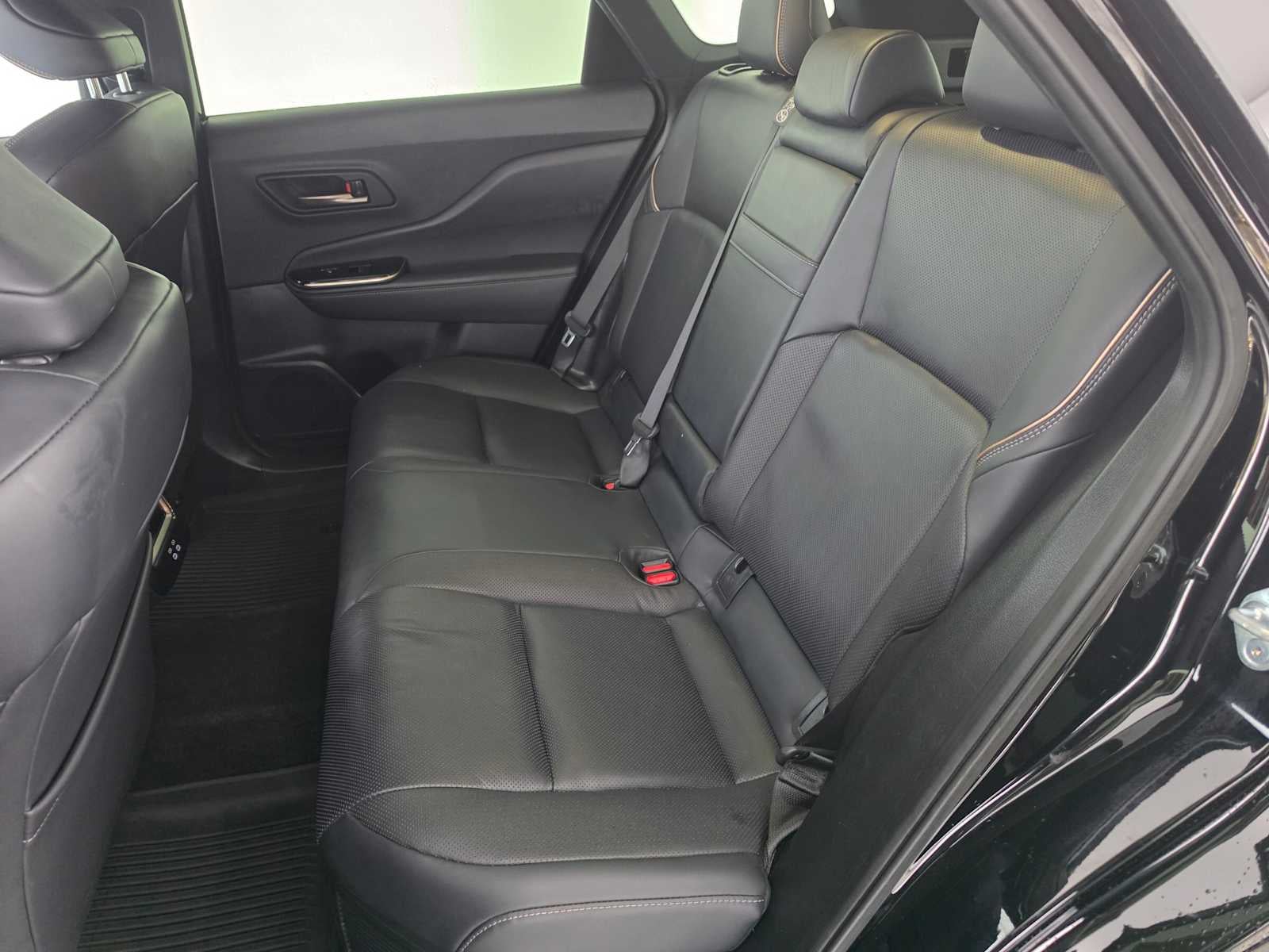 2025 Toyota Crown Signia XLE