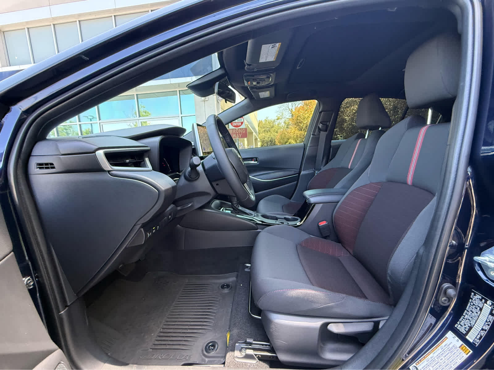 2025 Toyota Corolla Hybrid SE