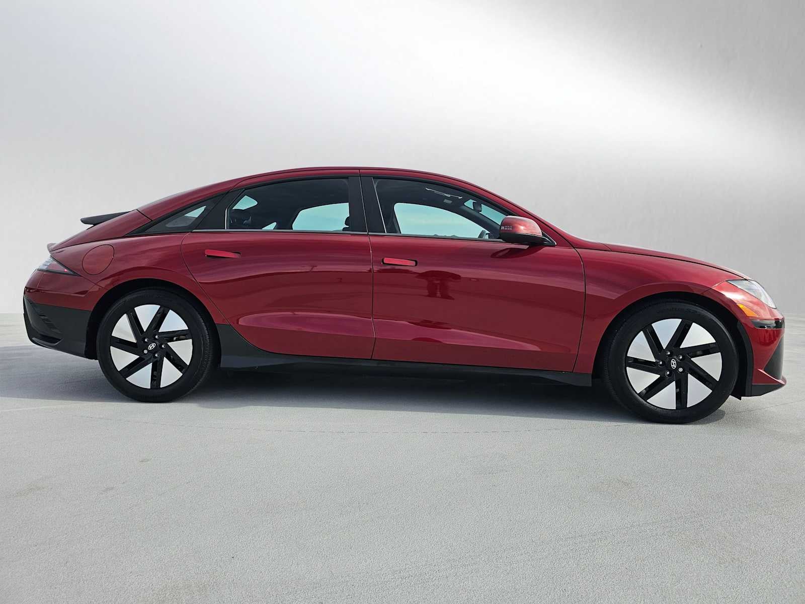 2024 Hyundai IONIQ 6 SE