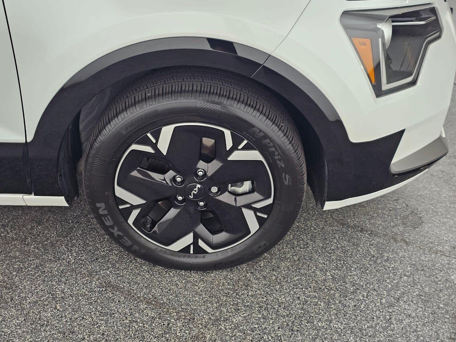 2023 Kia Niro EV Wind