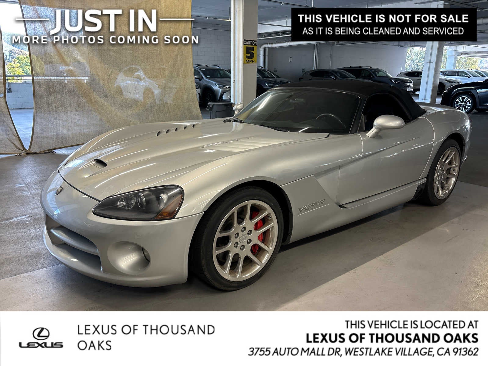 2004 Dodge Viper SRT10