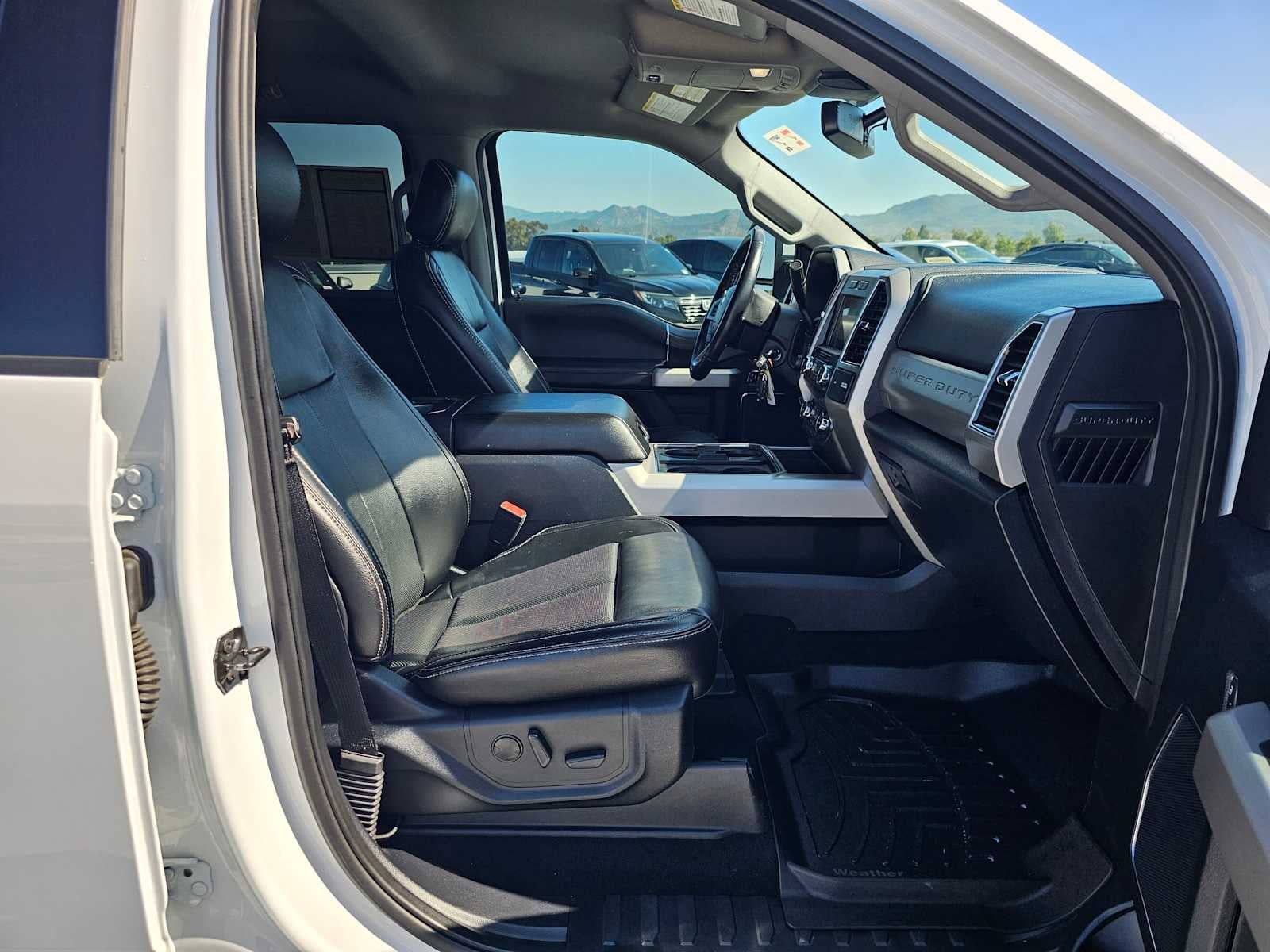 2021 Ford Super Duty F-250 Pickup LARIAT