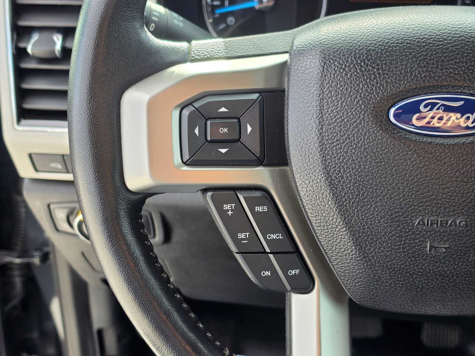 2021 Ford Super Duty F-250 Pickup LARIAT