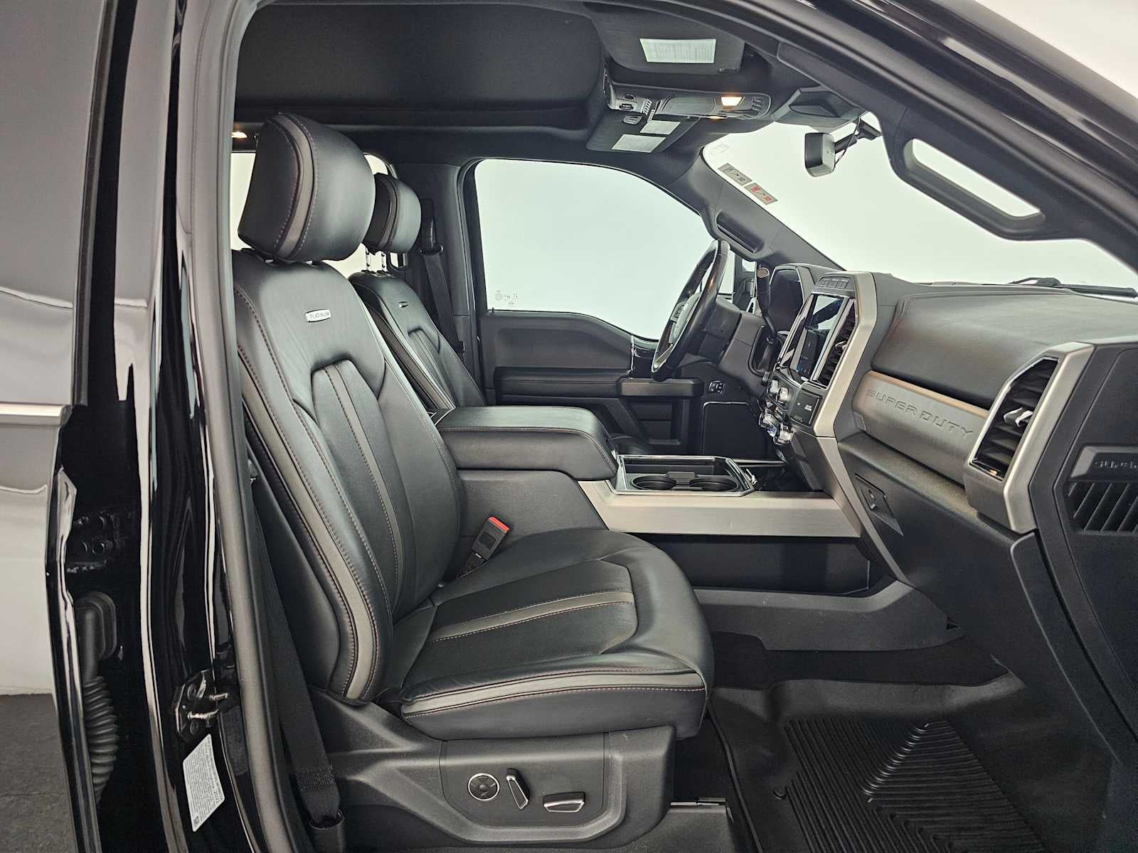 2022 Ford Super Duty F-250 SRW Platinum