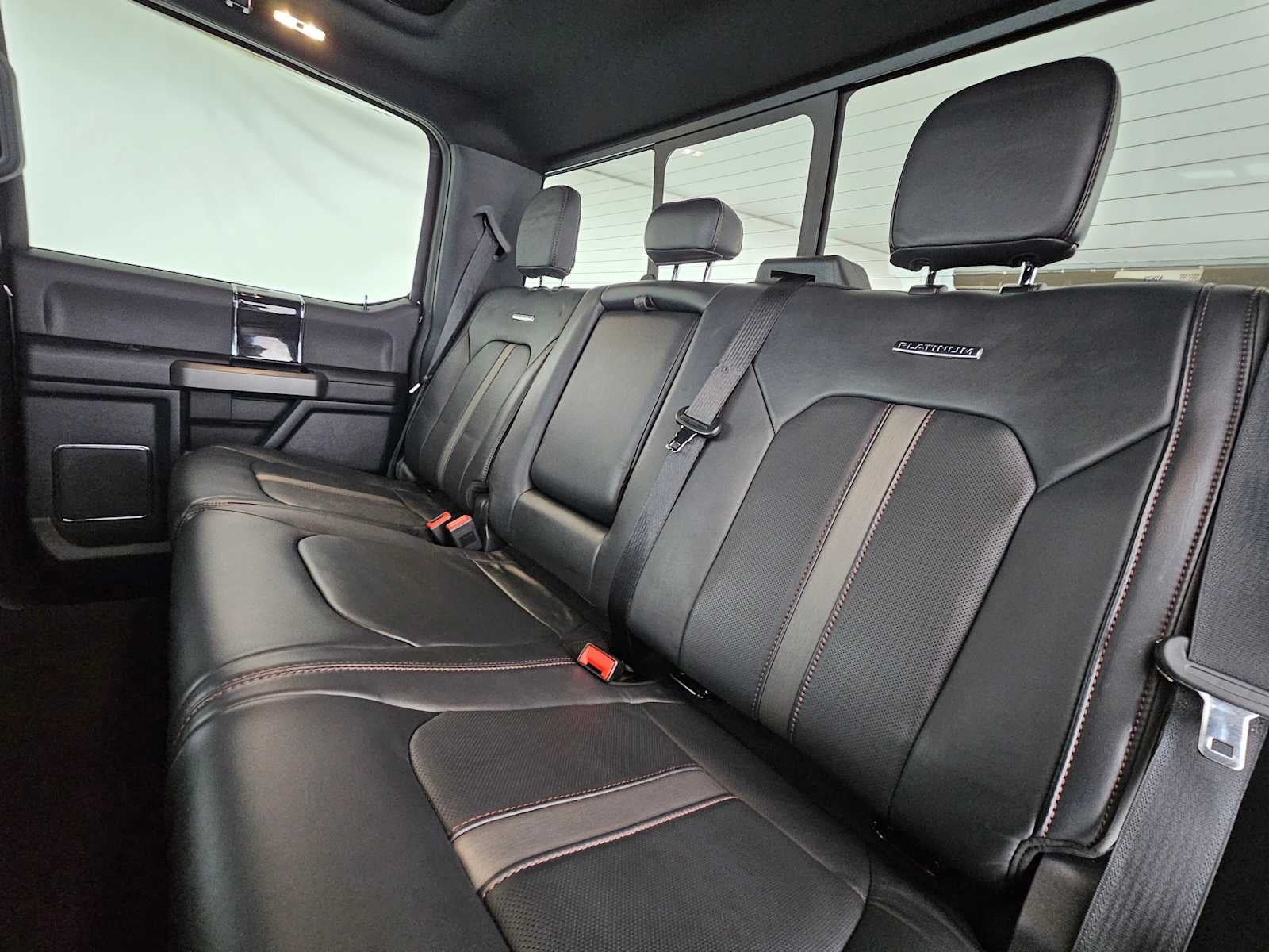 2022 Ford Super Duty F-250 SRW Platinum