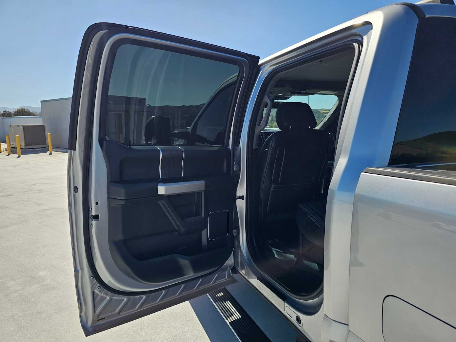 2021 Ford Super Duty F-250 Pickup LARIAT