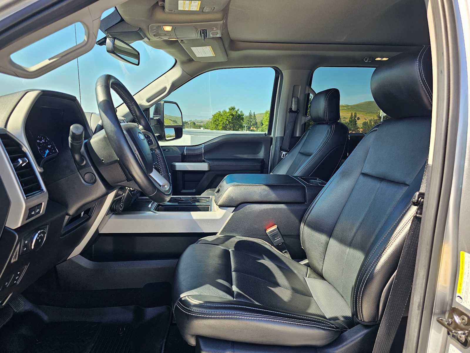 2021 Ford Super Duty F-250 Pickup LARIAT