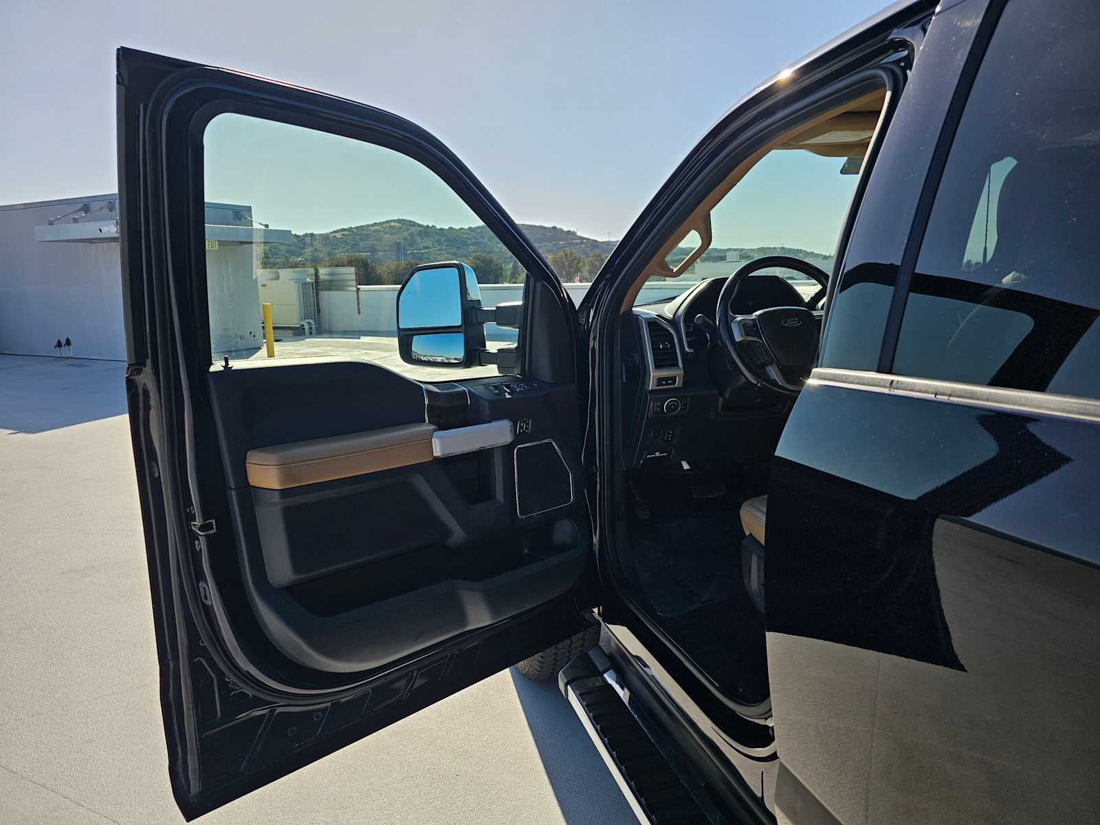 2022 Ford Super Duty F-250 Pickup LARIAT