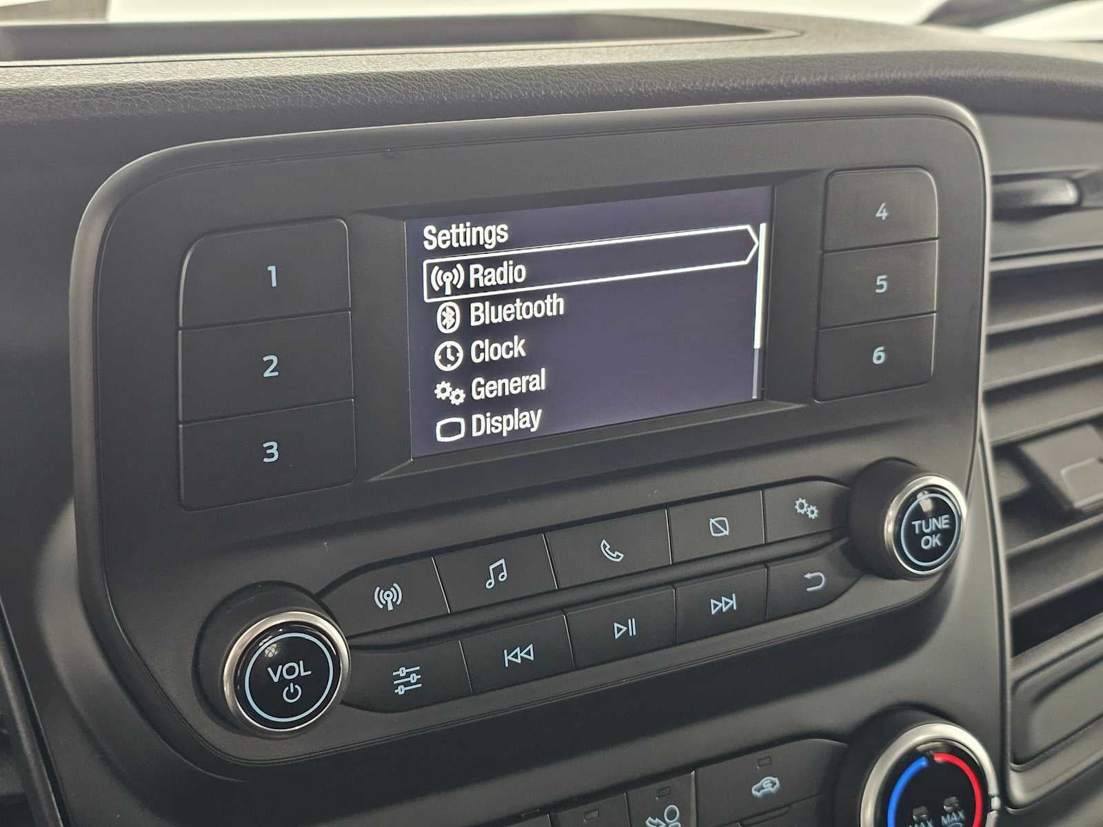 2024 Ford Transit T-250 130" Low Rf 9070 GVWR RWD