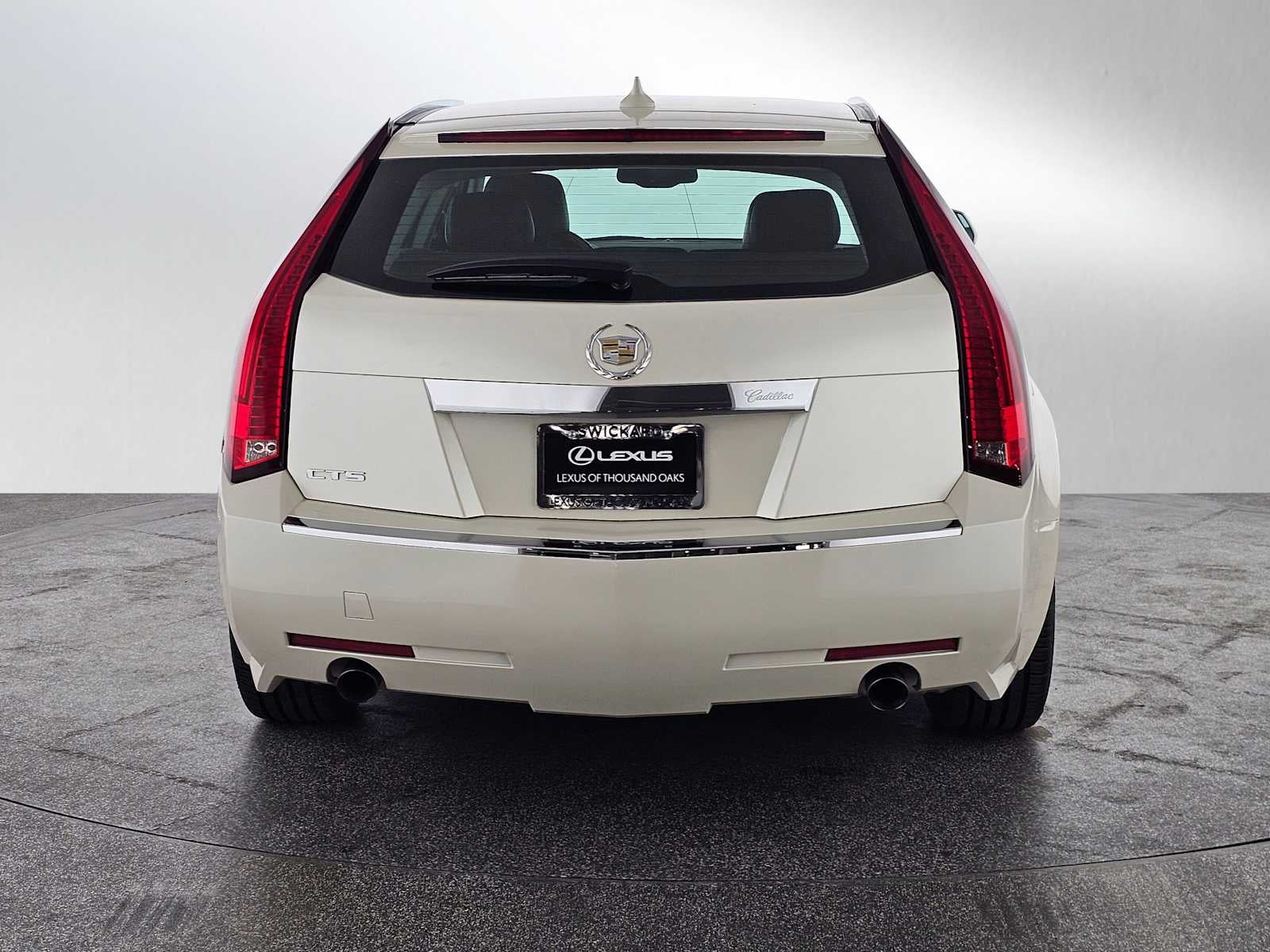 2010 Cadillac CTS Wagon Luxury