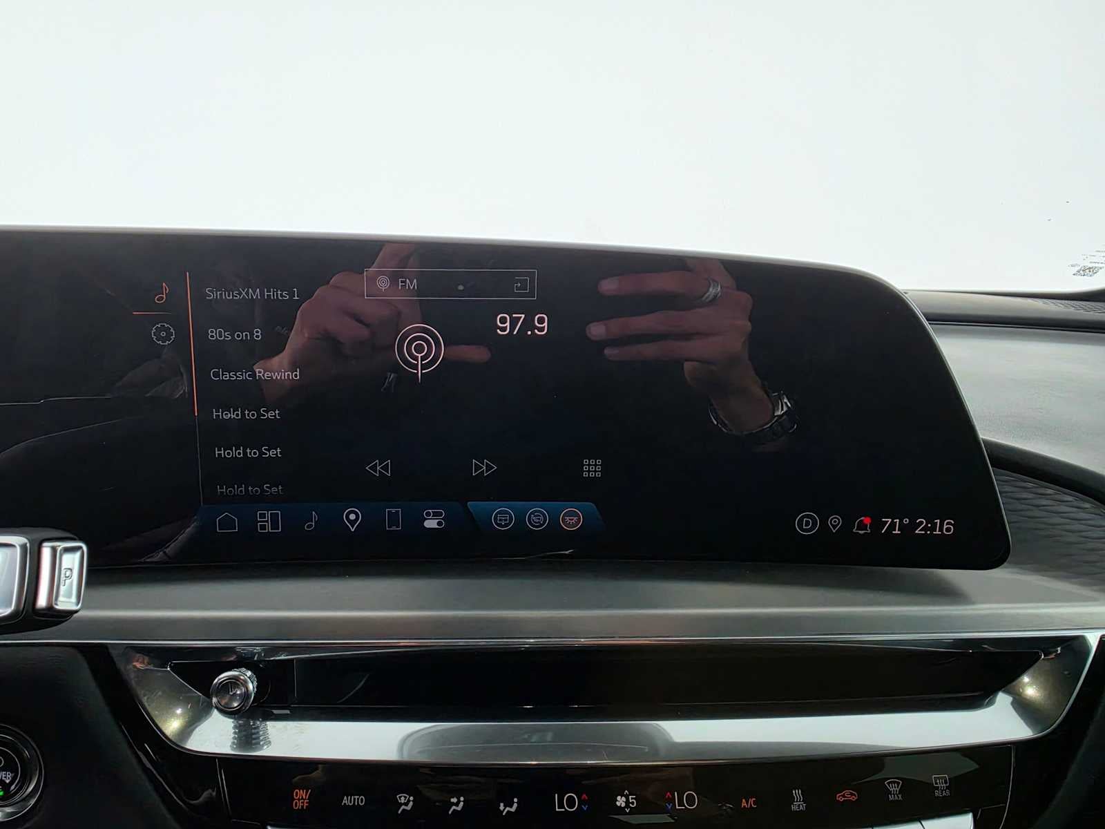 2024 Cadillac LYRIQ Sport