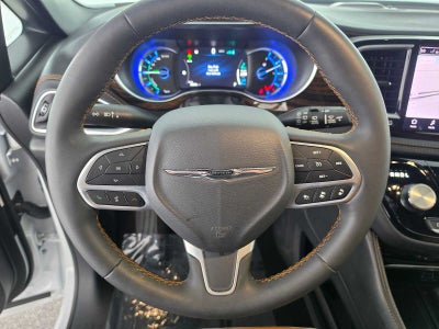 2023 Chrysler Pacifica Hybrid Pinnacle