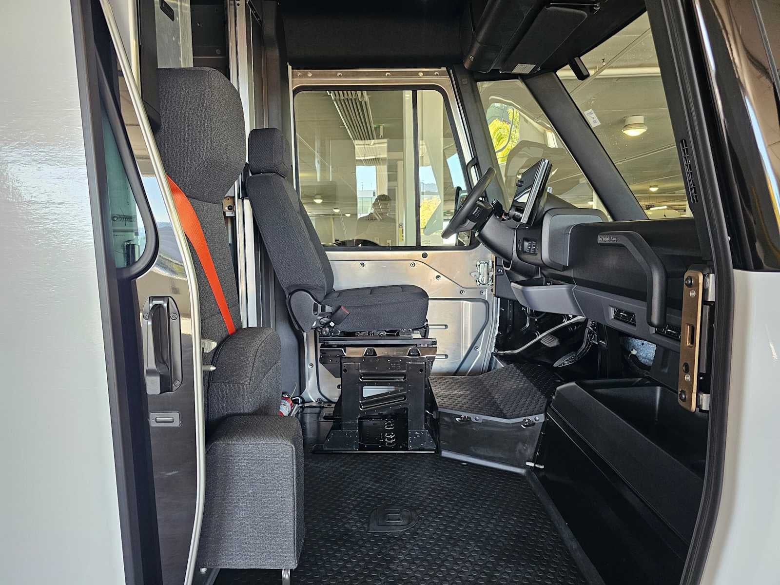 2024 BrightDrop Zevo 400 eAWD 400