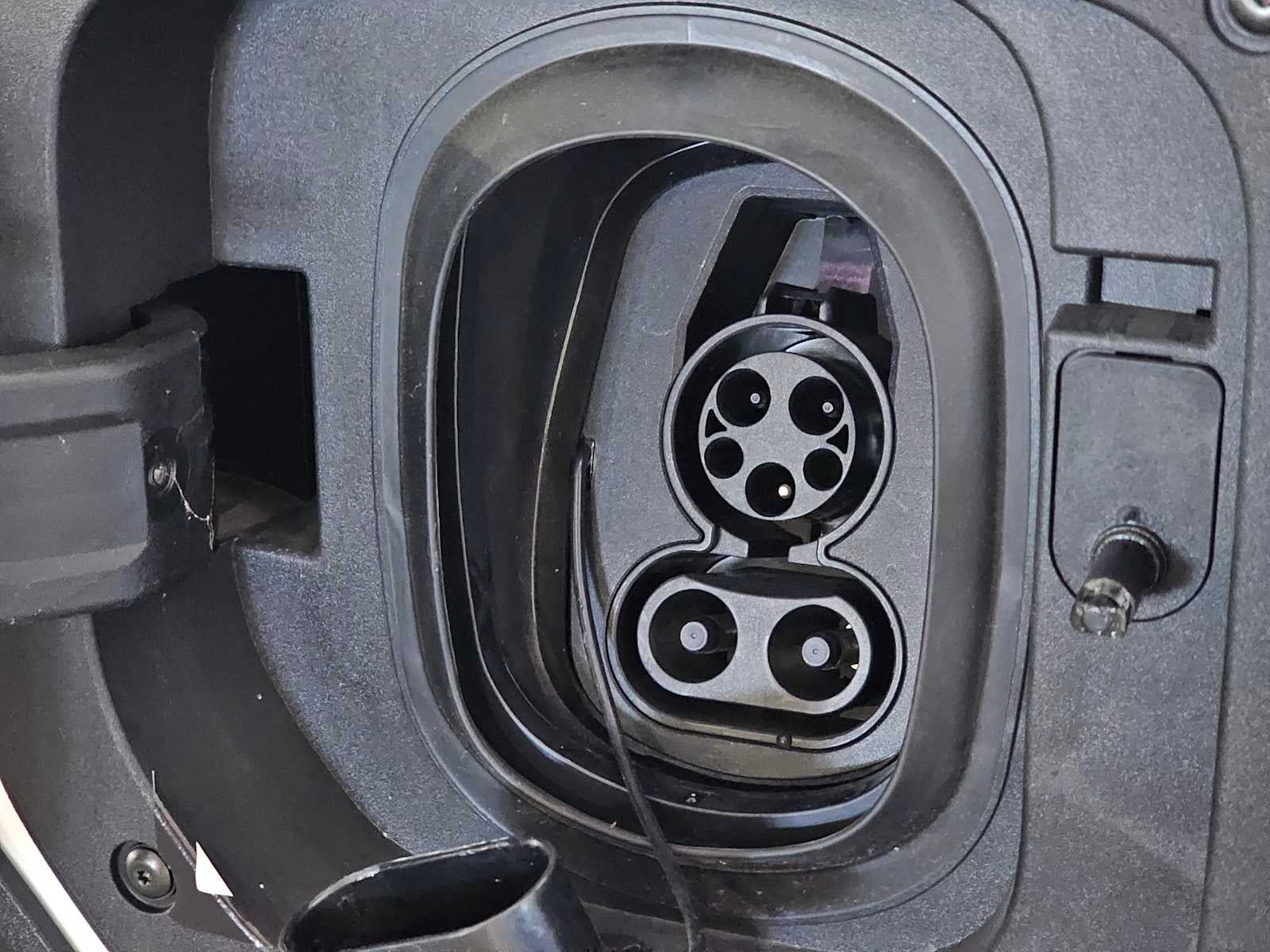 2024 BrightDrop Zevo 400 eAWD 400