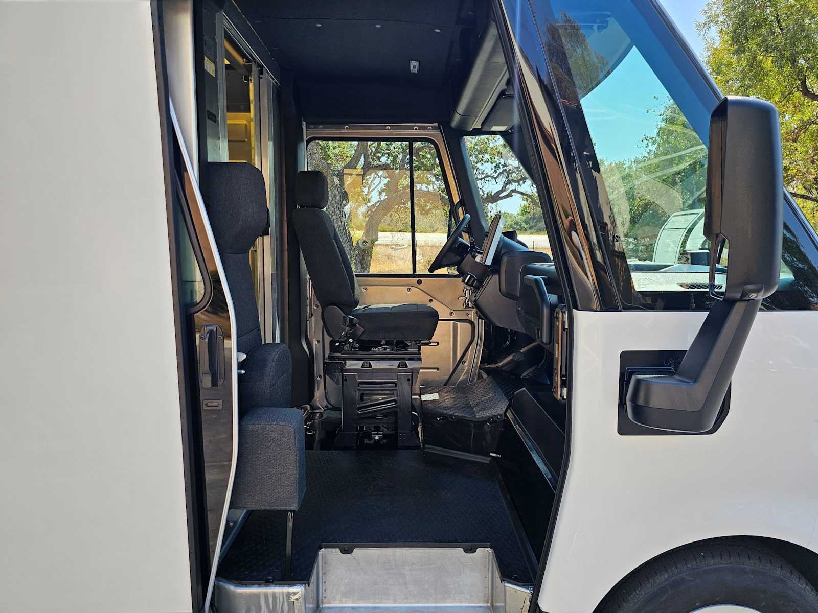 2023 BrightDrop Zevo 600 eAWD 600