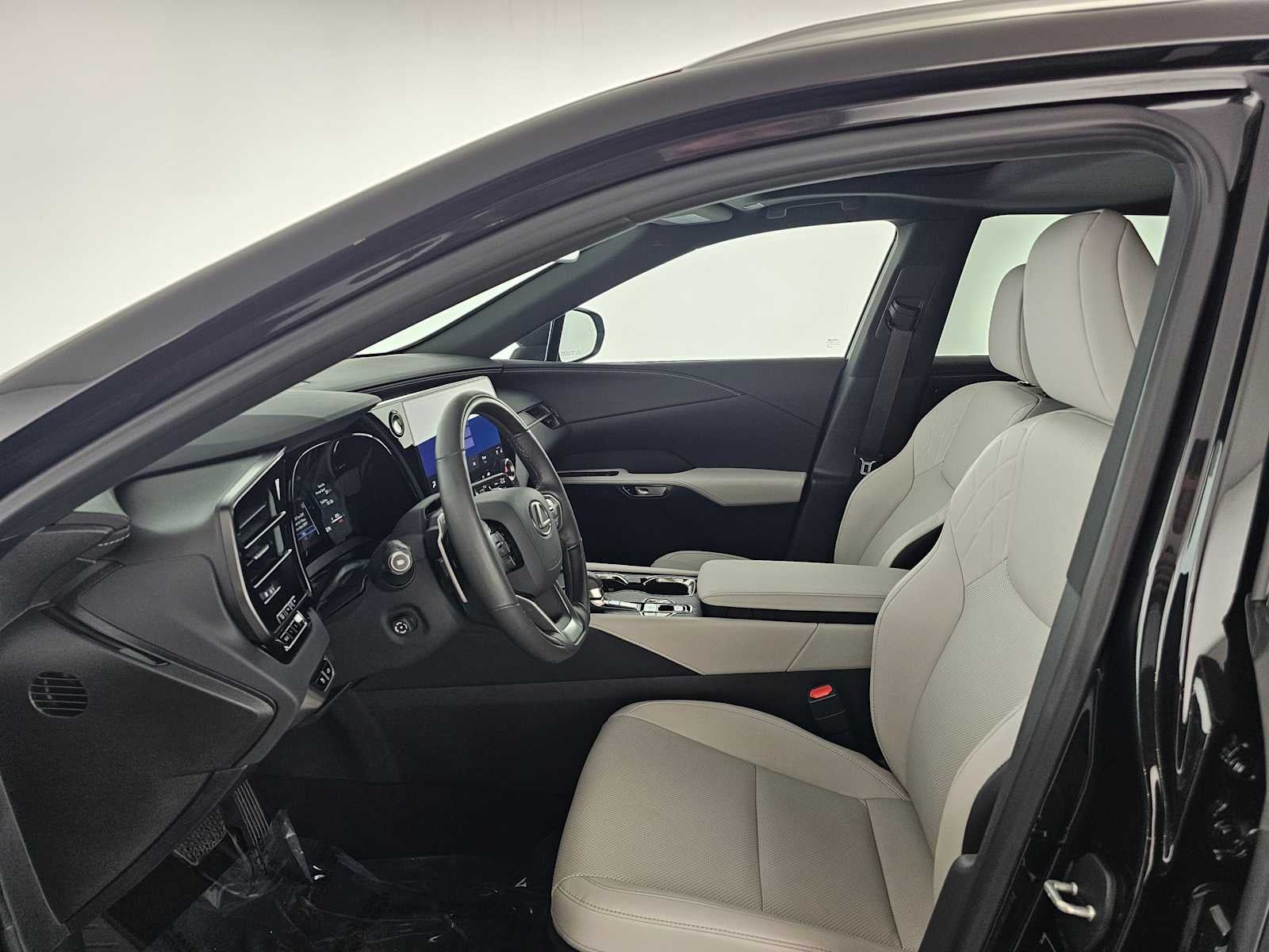 2025 Lexus RX Premium