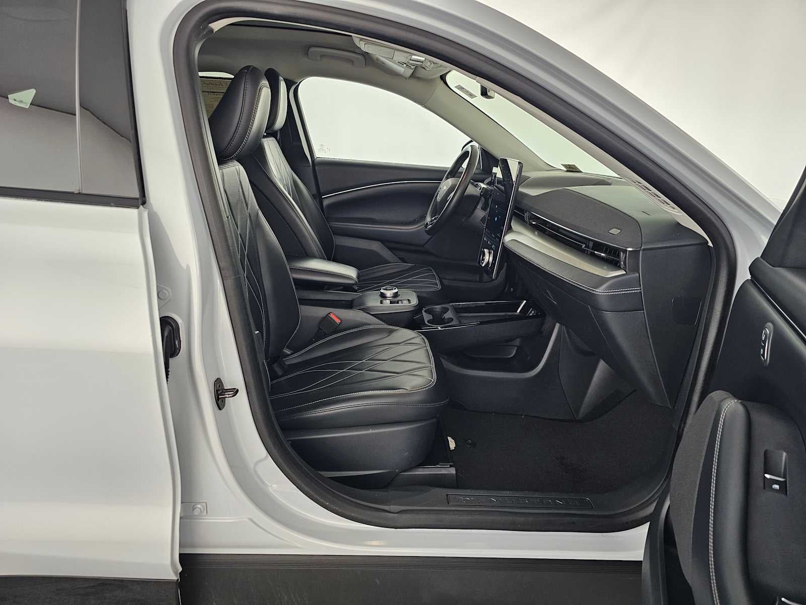 2021 Ford Mustang Mach-E California Route 1