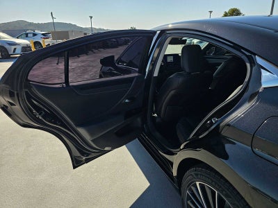 2025 Lexus ES 300h ES 300h