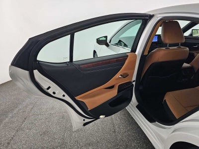 2024 Lexus ES 300h ES 300h