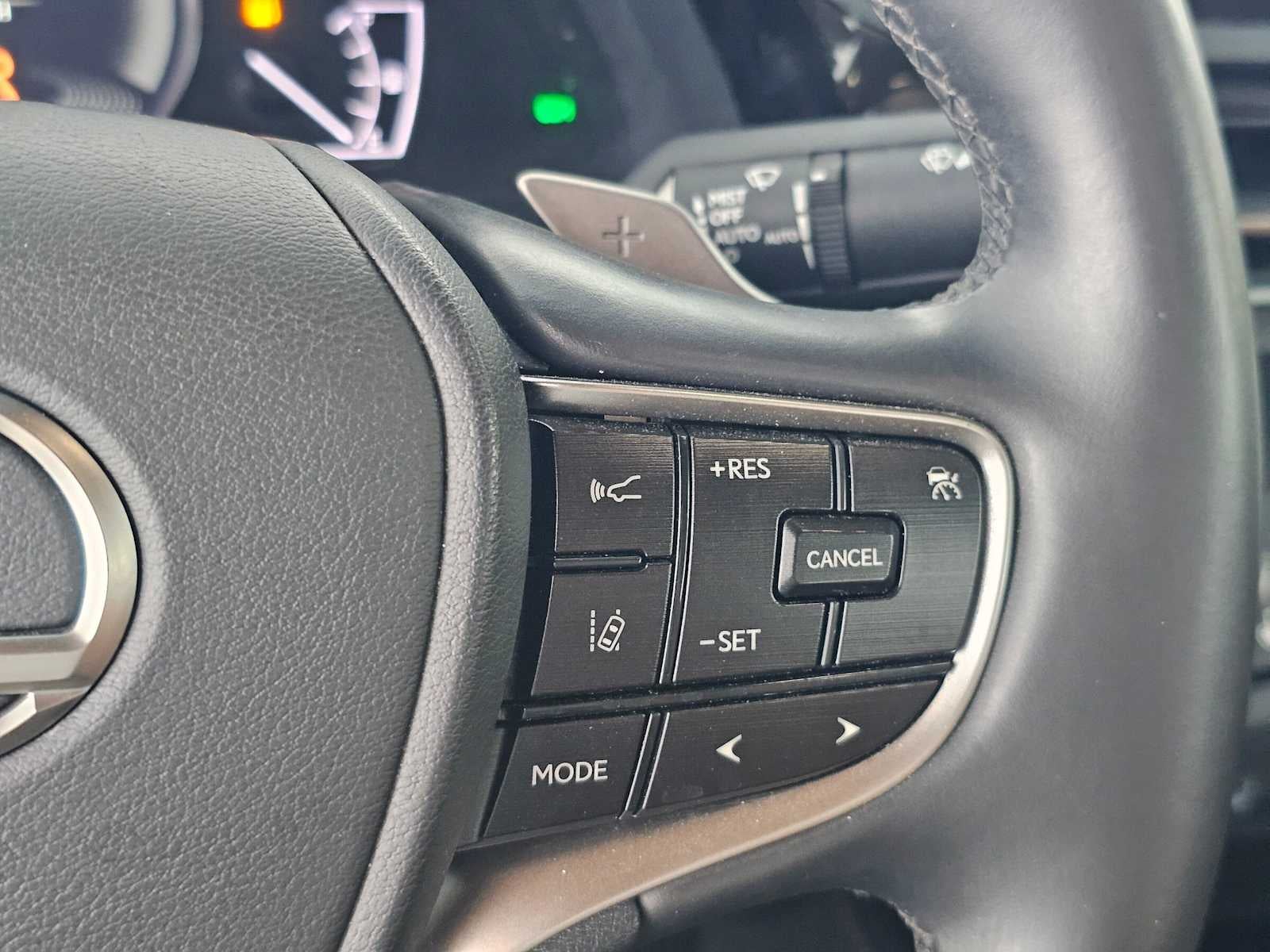 2024 Lexus ES 300h ES 300h