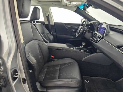 2023 Lexus ES 300h Luxury