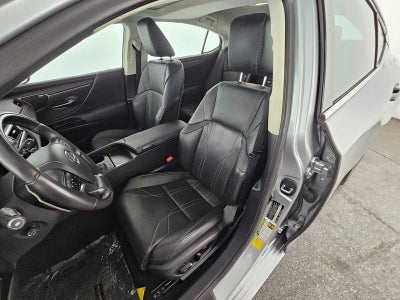 2023 Lexus ES 300h Luxury