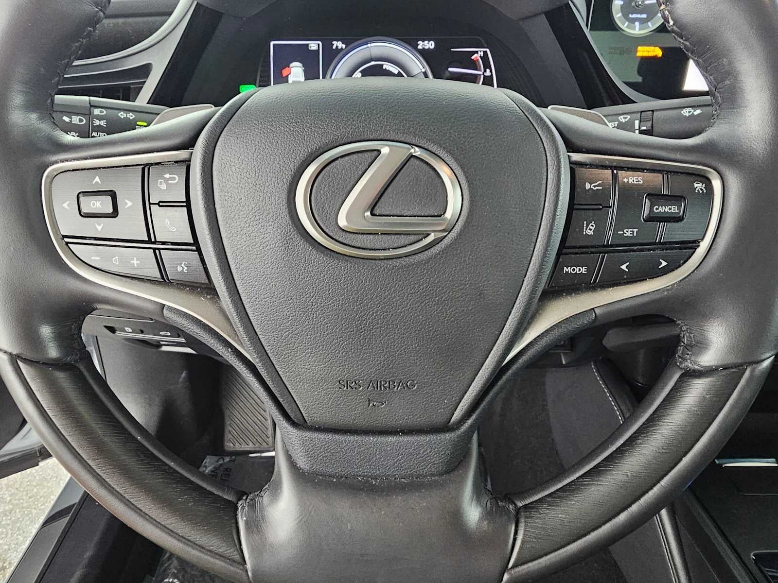 2023 Lexus ES 300h Luxury