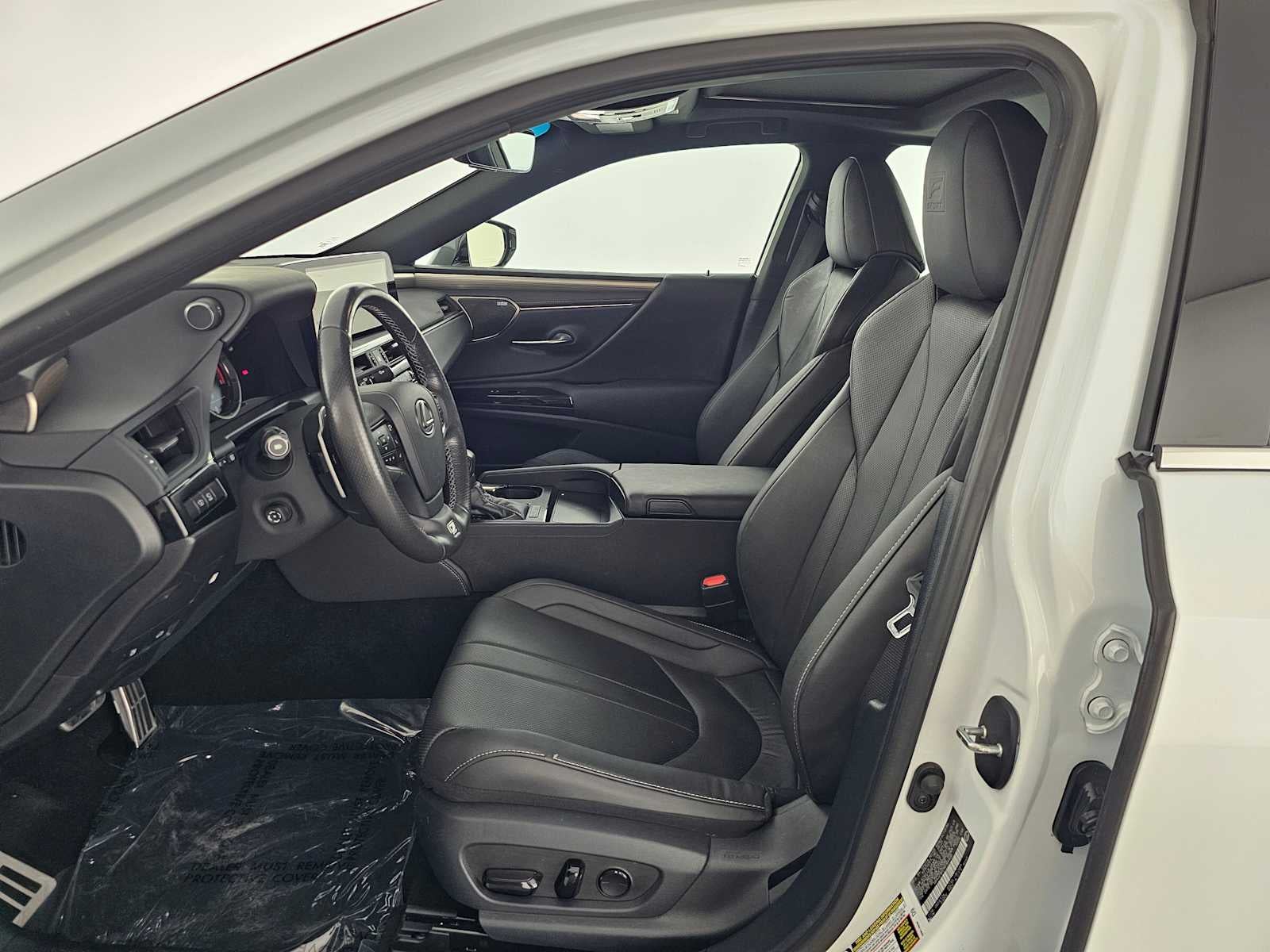 2024 Lexus ES F SPORT Handling