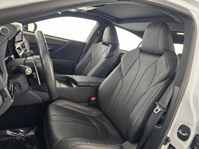 2024 Lexus ES F SPORT Handling