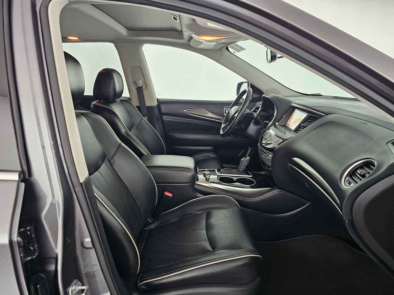 2017 INFINITI QX60 FWD