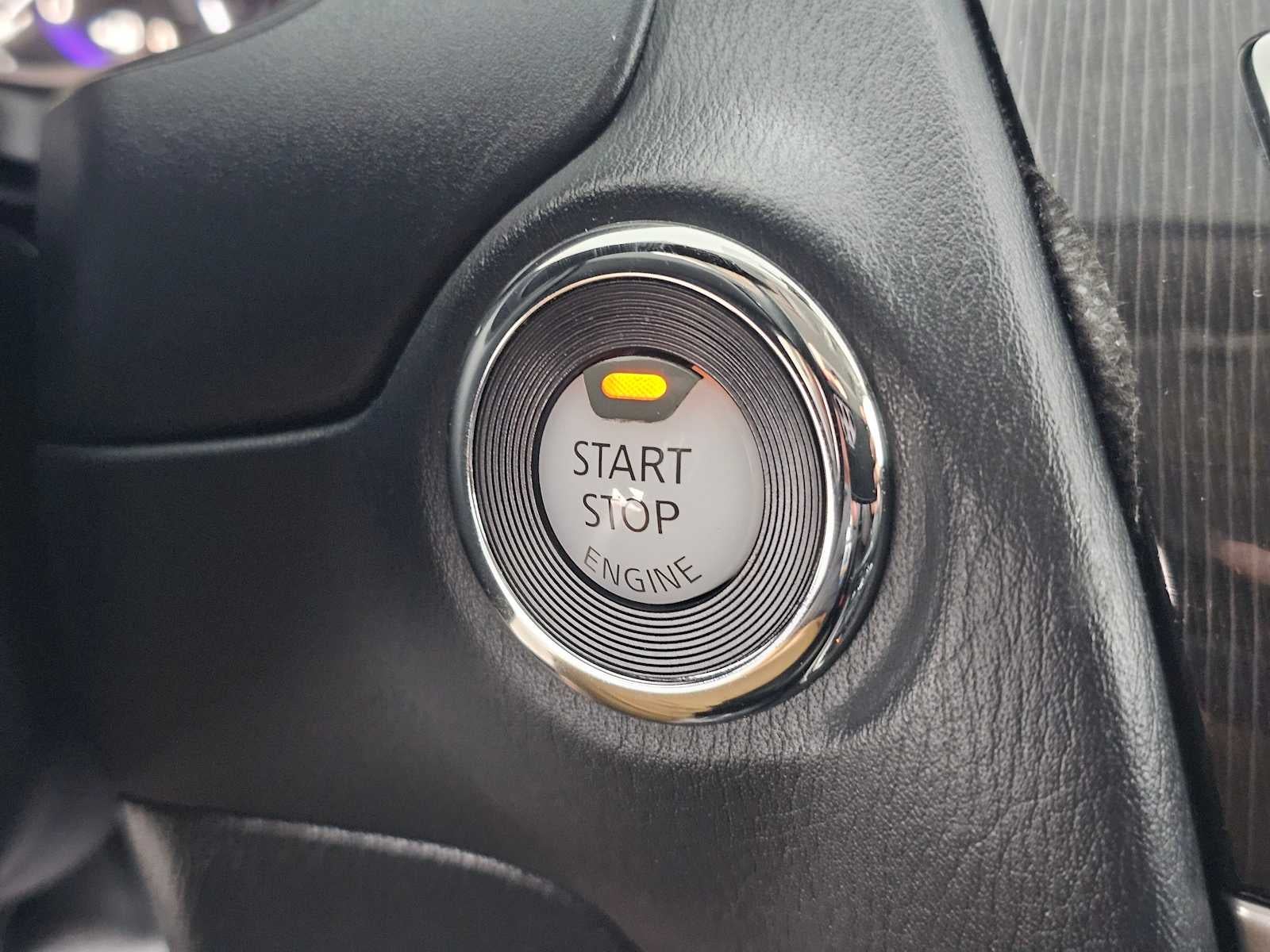 2017 INFINITI QX60 FWD