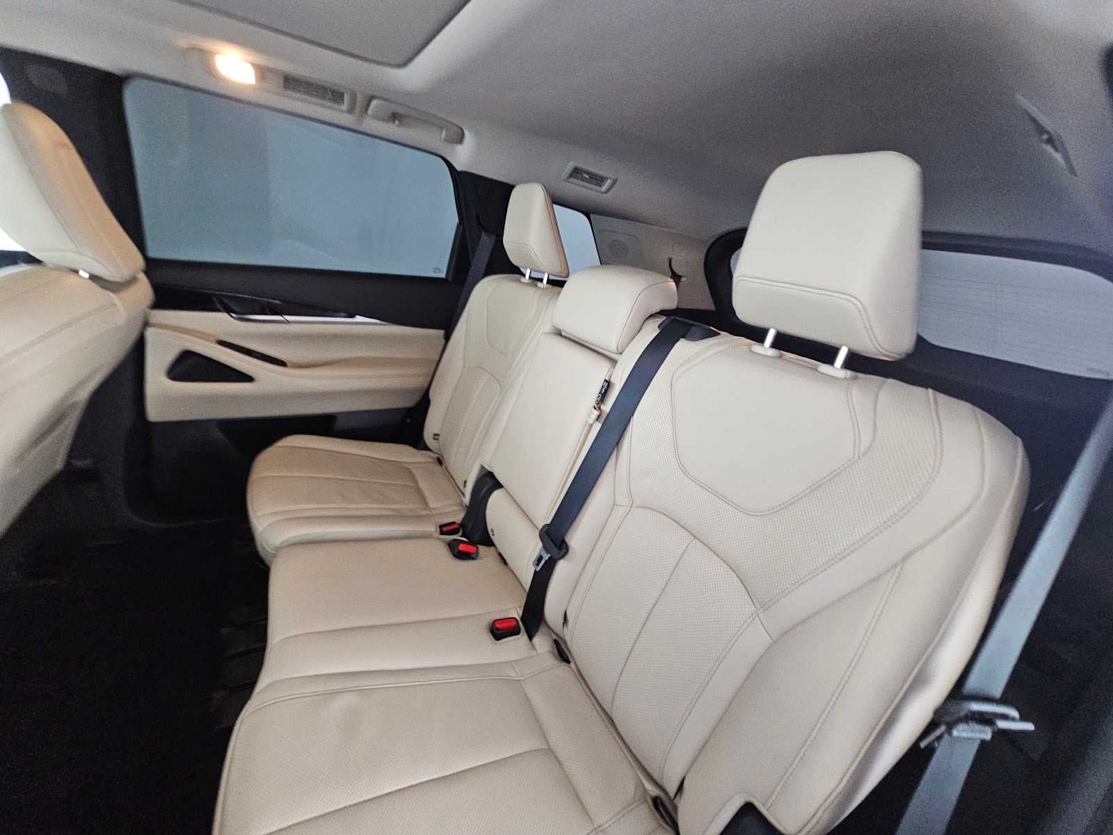 2022 INFINITI QX60 PURE