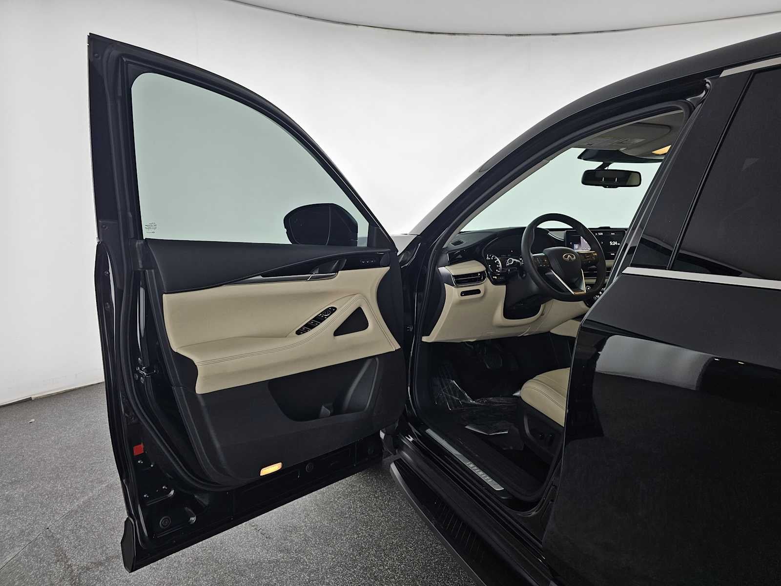 2022 INFINITI QX60 PURE