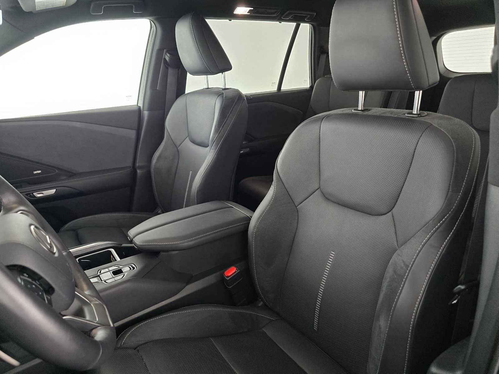 2025 Lexus TX 550h+ Luxury