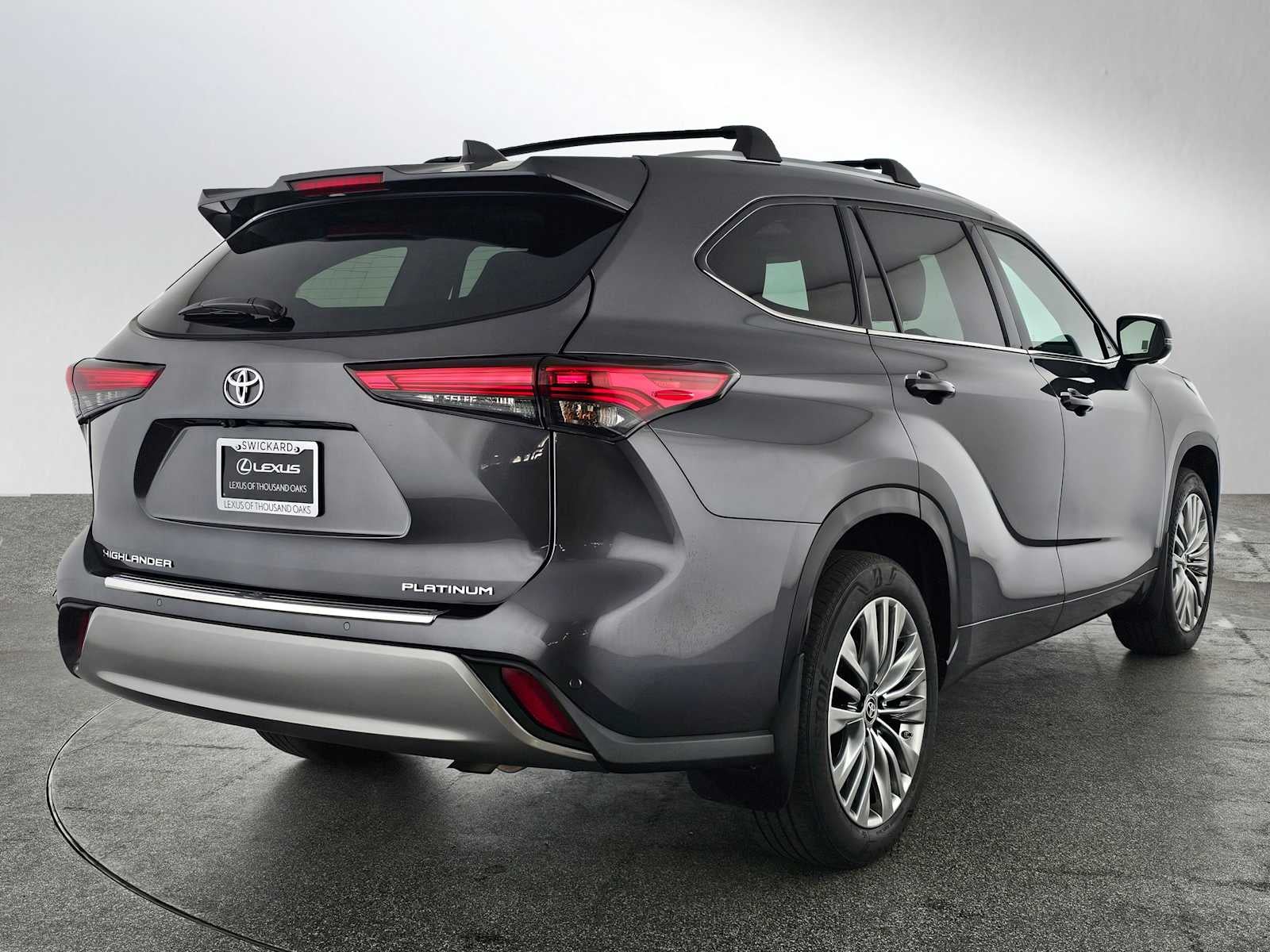 2023 Toyota Highlander Platinum