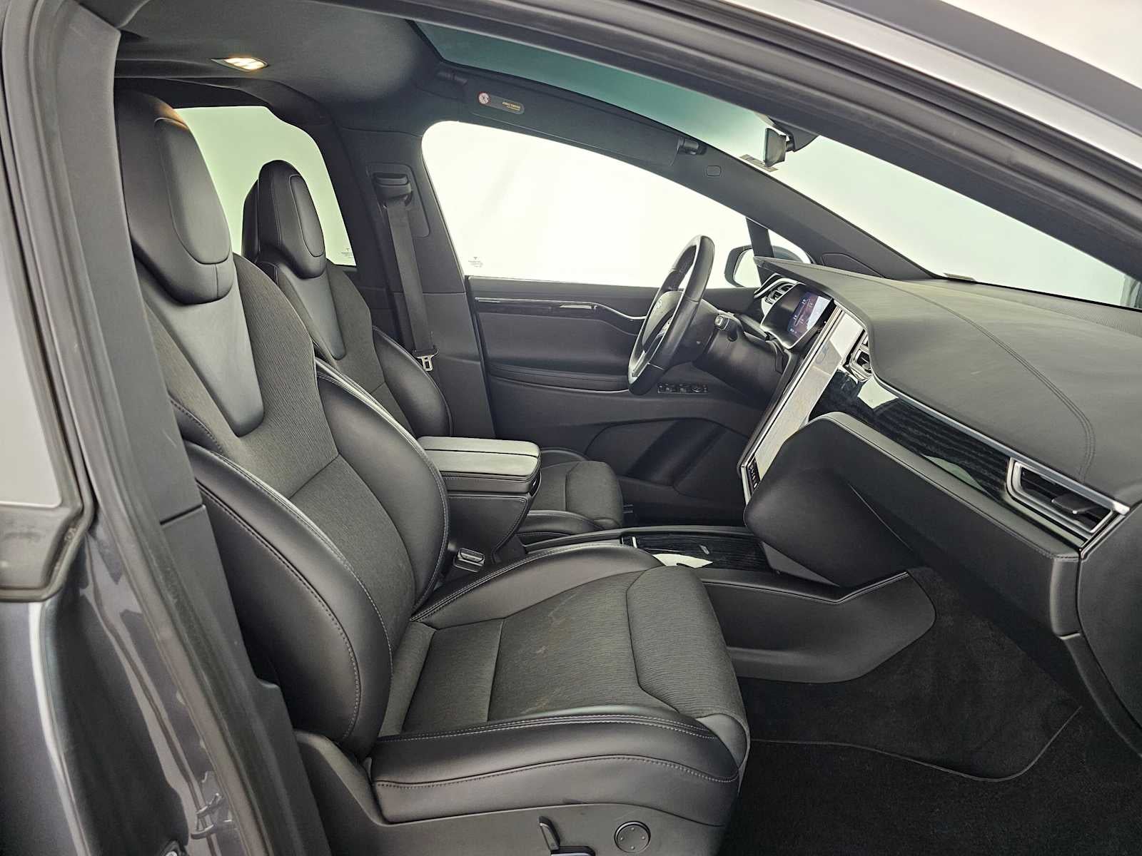 2017 Tesla Model X 75D