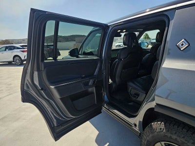 2024 Rivian R1S Adventure