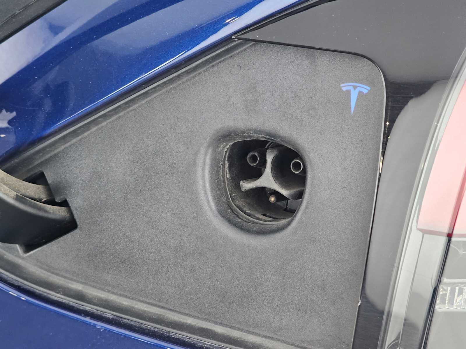 2023 Tesla Model X Plaid