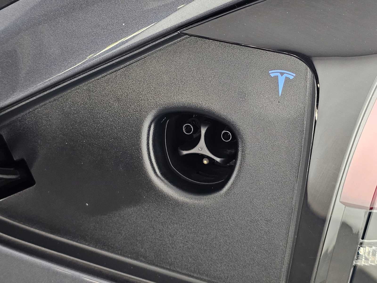 2022 Tesla Model X AWD