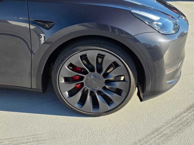 2024 Tesla Model Y Performance