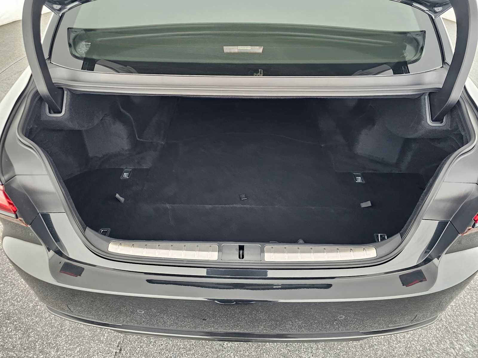 2024 Lexus LS F SPORT