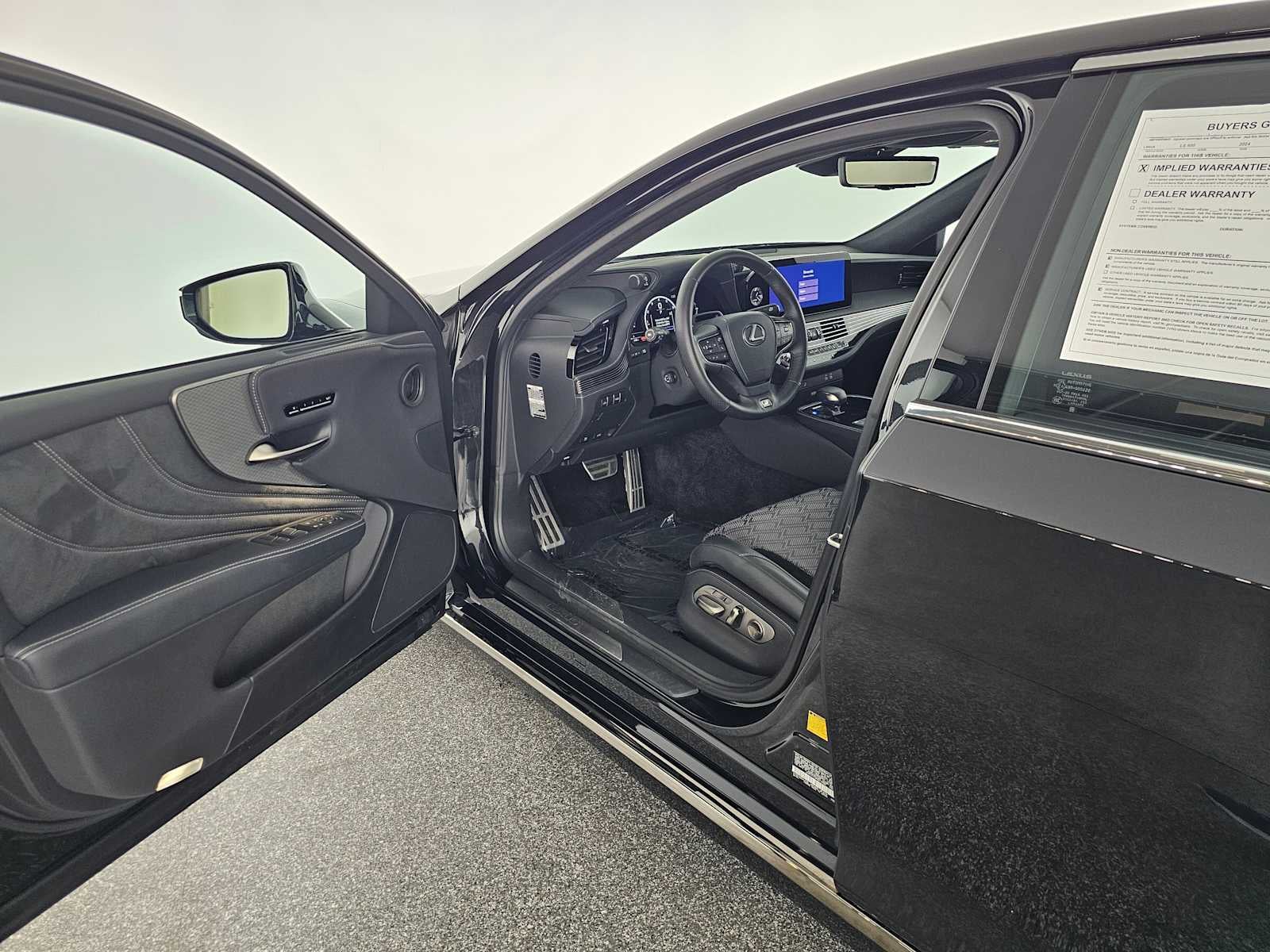 2024 Lexus LS F SPORT