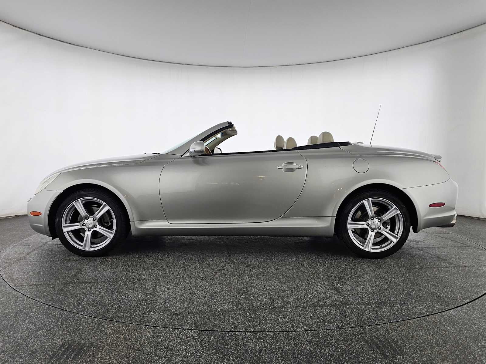 2005 Lexus SC 430 2dr Convertible
