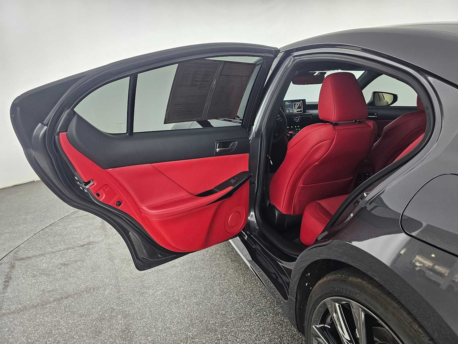 2025 Lexus IS F SPORT