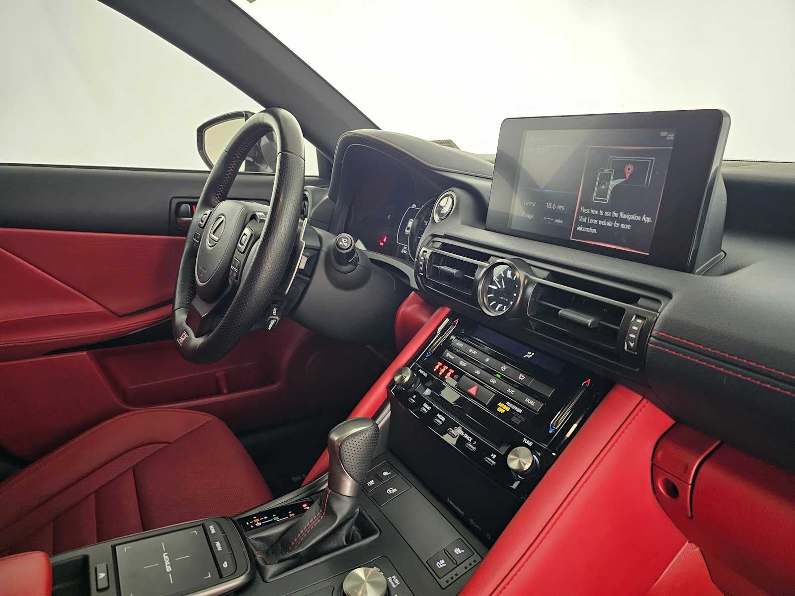 2024 Lexus IS F SPORT