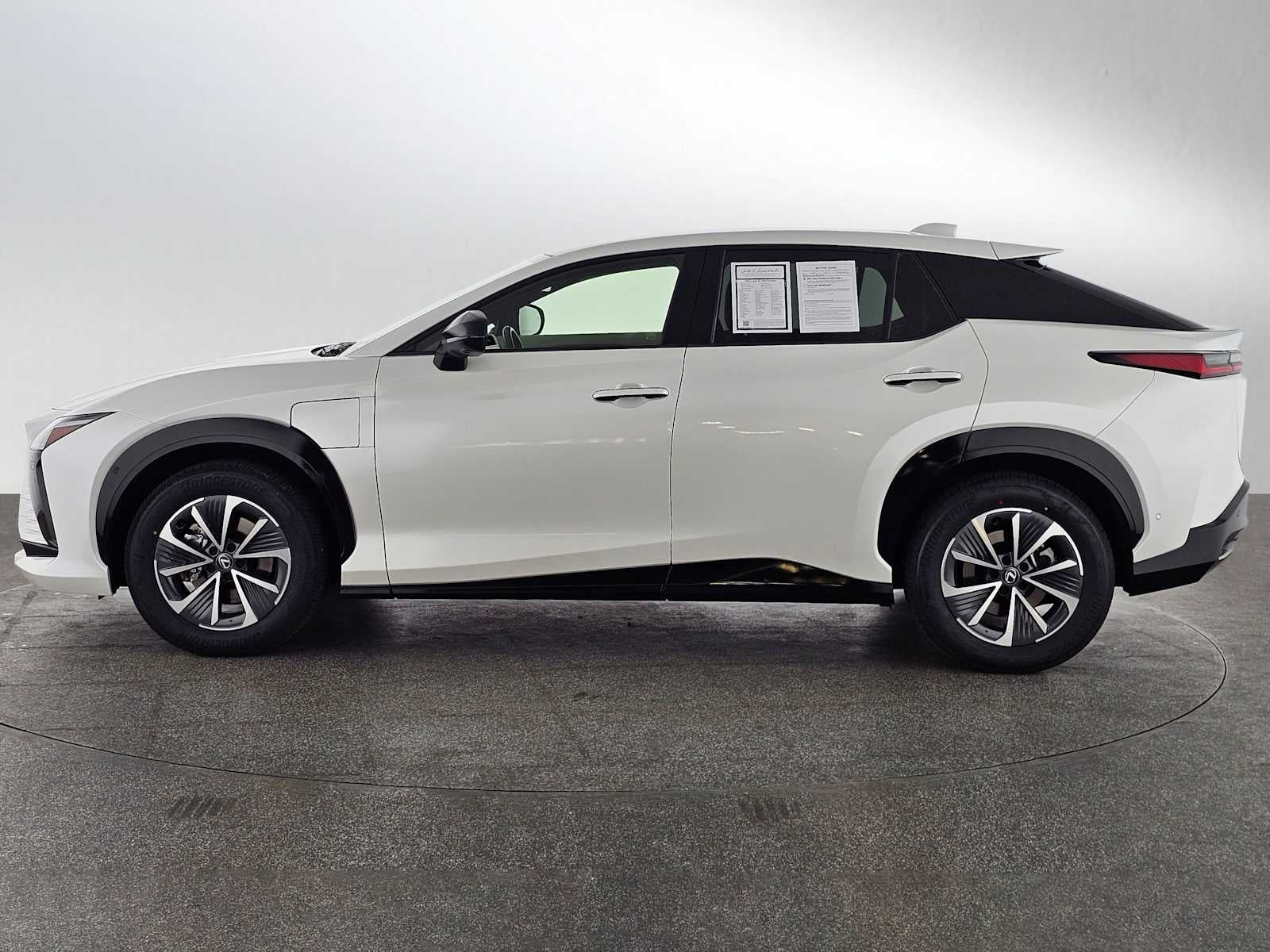 2023 Lexus RZ 450e Premium