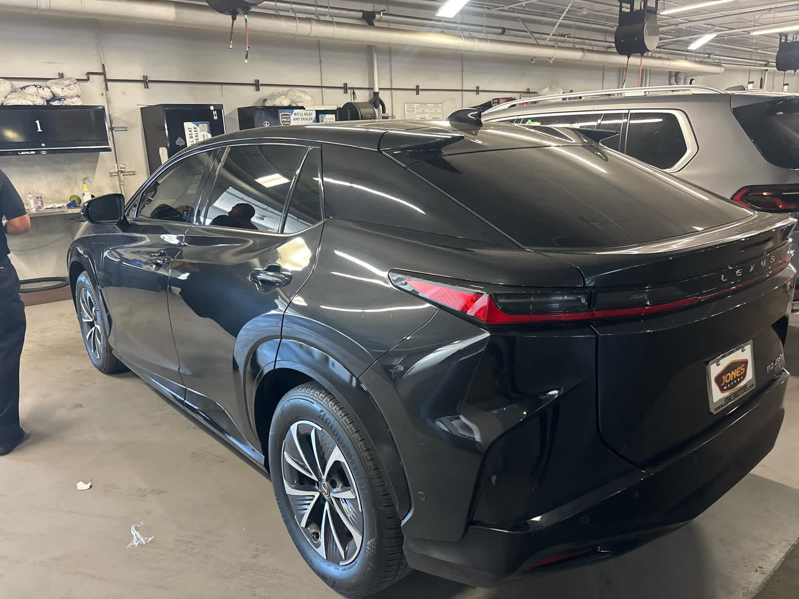 2023 Lexus RZ 450e Premium