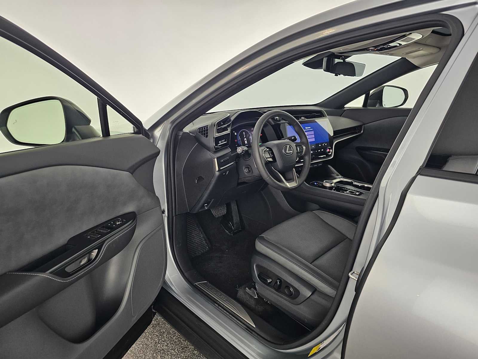 2023 Lexus RZ Premium